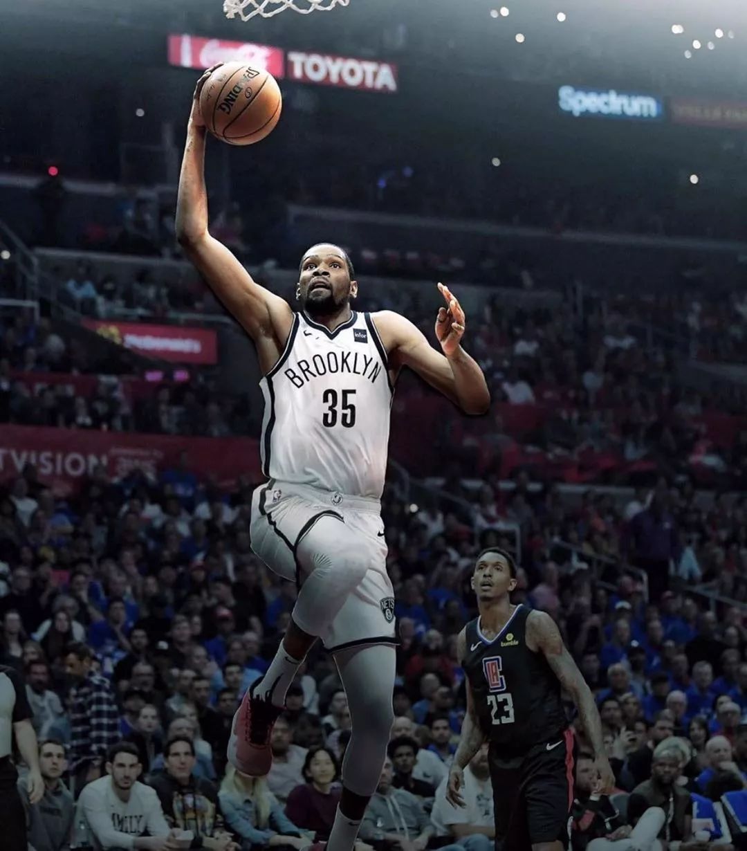 以一名持续 以一名持续