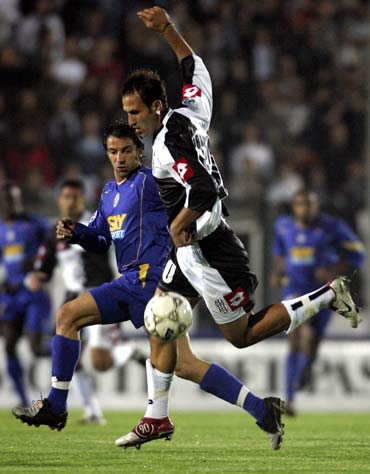 围绕公共牌 围绕公共牌